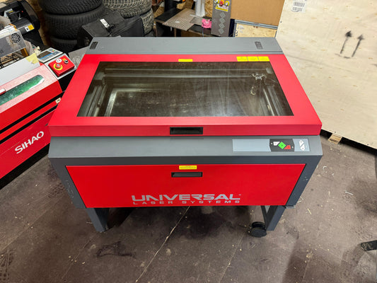 Lietota lāzeriekārta Universal Laser 80x45cm ULR 60W Metāla Lampa